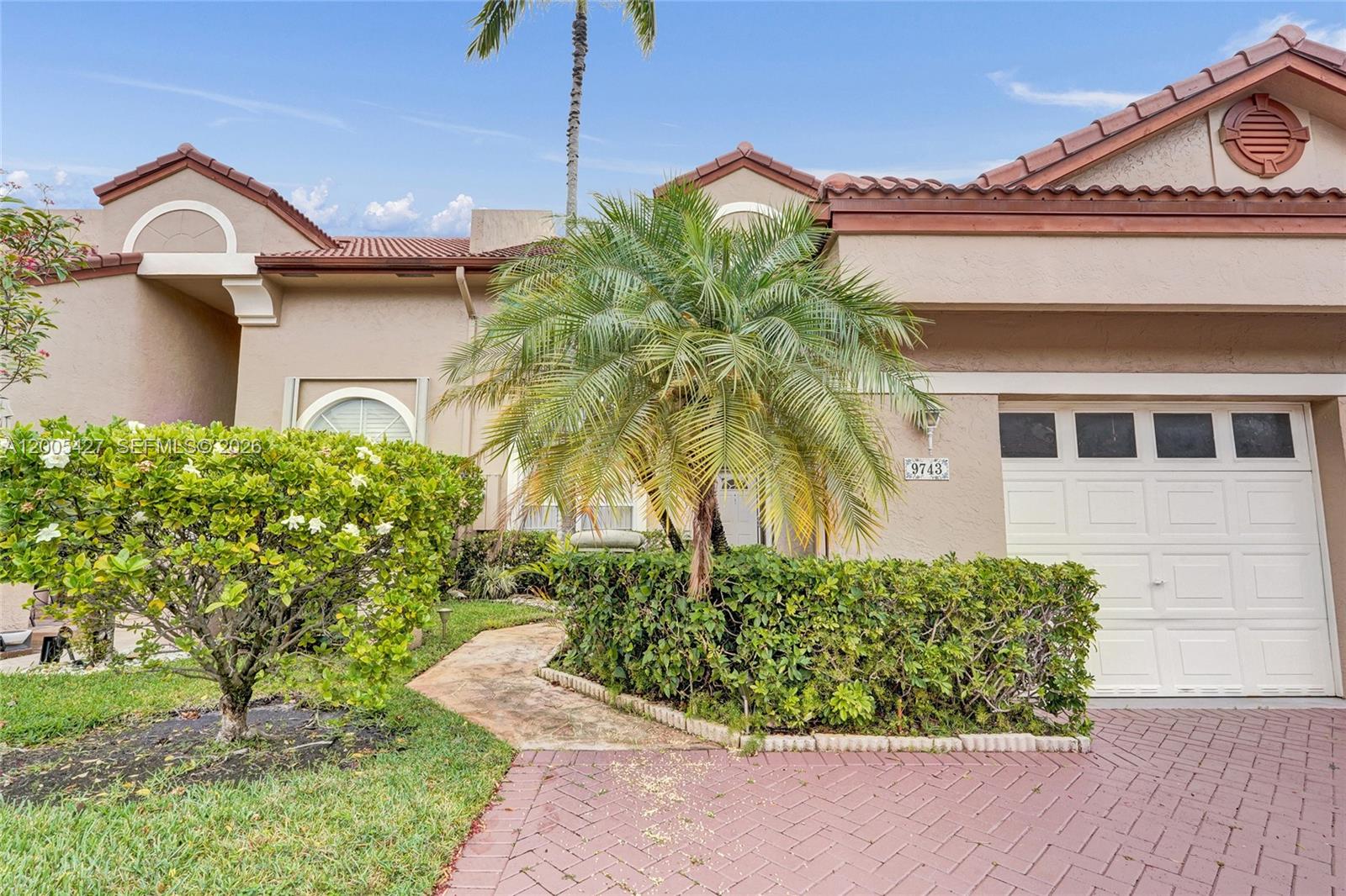 9743 Malvern Dr, Tamarac FL 33321