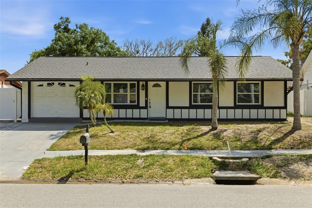 1065 FOXWOOD DRIVE
