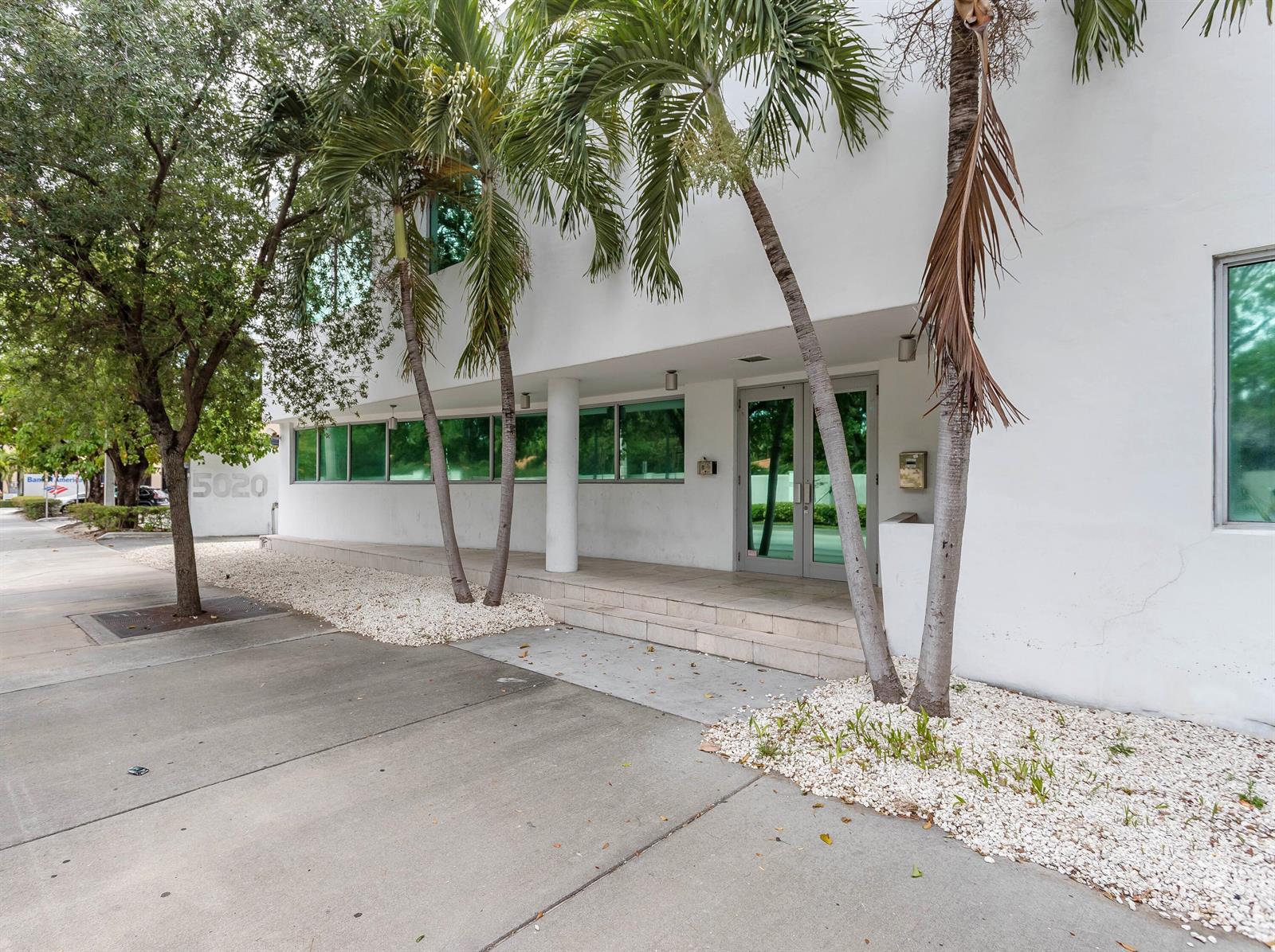 5020 Biscayne Boulevard, Miami FL 33137