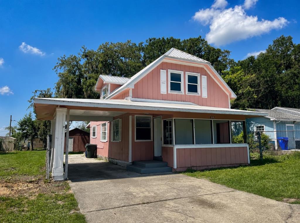 837 LAFAYETTE LANE