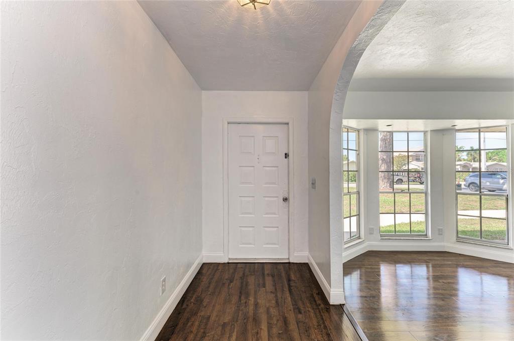 4404 18TH AVENUE W, BRADENTON, FL — photo 4 of 30