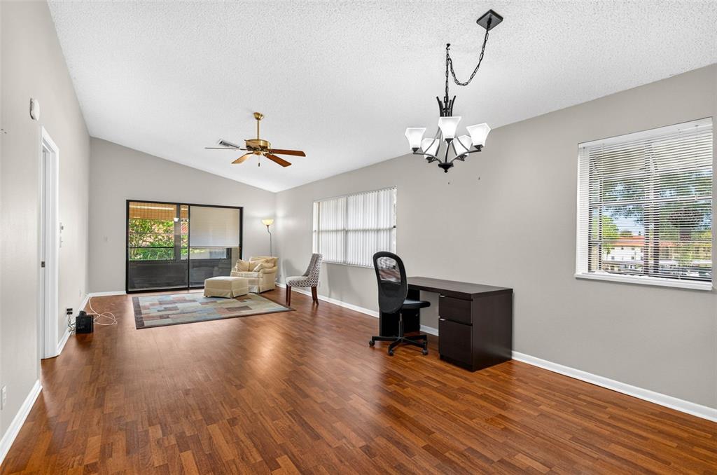 1709 HAMMOCK PINE BOULEVARD UNIT 1709, CLEARWATER, FL — photo 4 of 30