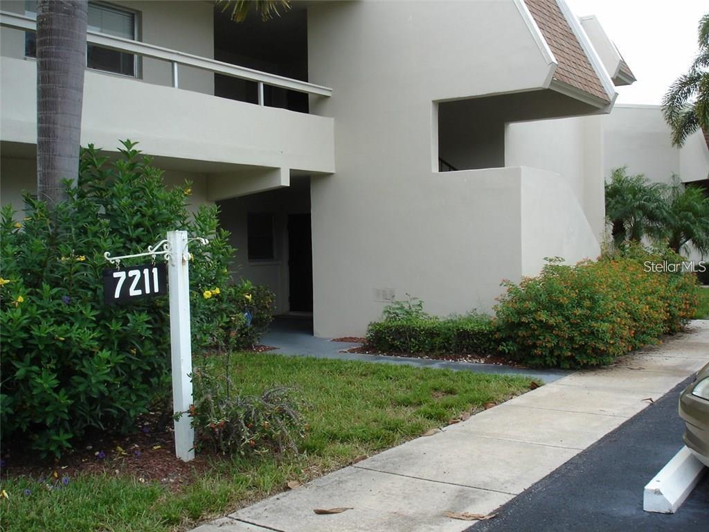 7211 W COUNTRY CLUB DRIVE N UNIT 133