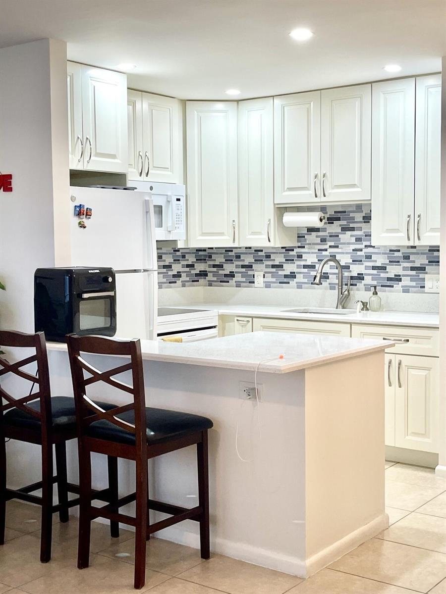 111 Kent G Street # 111, West Palm Beach FL 33417