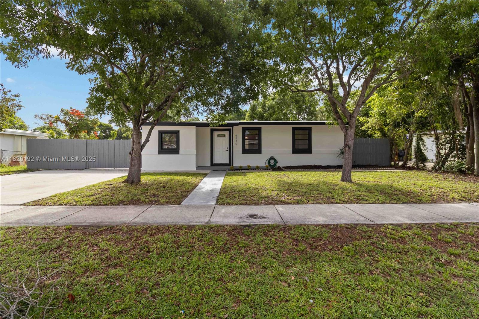 4730 NE 15th Ave, Pompano Beach FL 33064