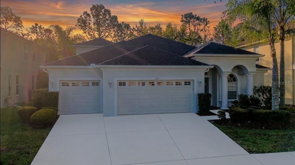 3439 HICKORY HAMMOCK LOOP