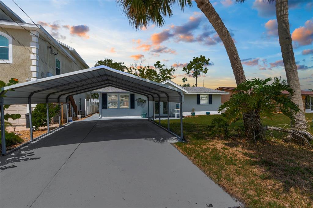 13531 DINGUS LANE, HUDSON, FL — photo 3 of 30