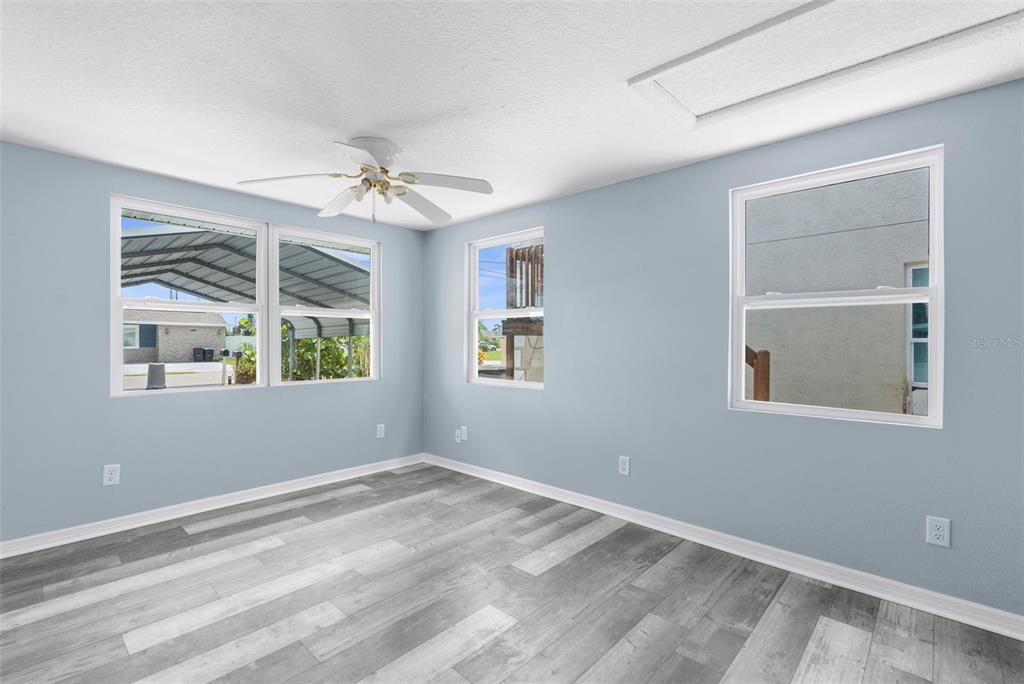 13531 DINGUS LANE, HUDSON, FL — photo 4 of 30