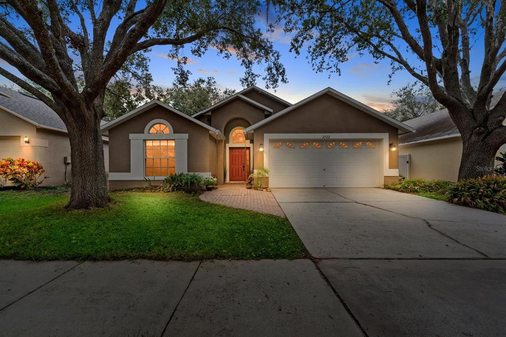 2522 CLARESIDE DRIVE