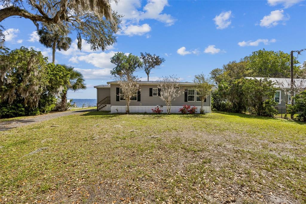 108 SANDRA LANE, CRESCENT CITY, FL — photo 3 of 30