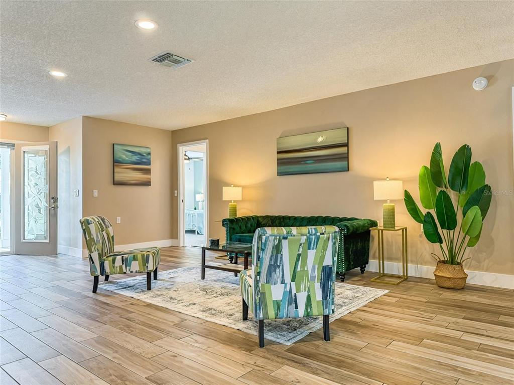 2436 DEER TRAIL LANE, SPRING HILL, FL — photo 4 of 30