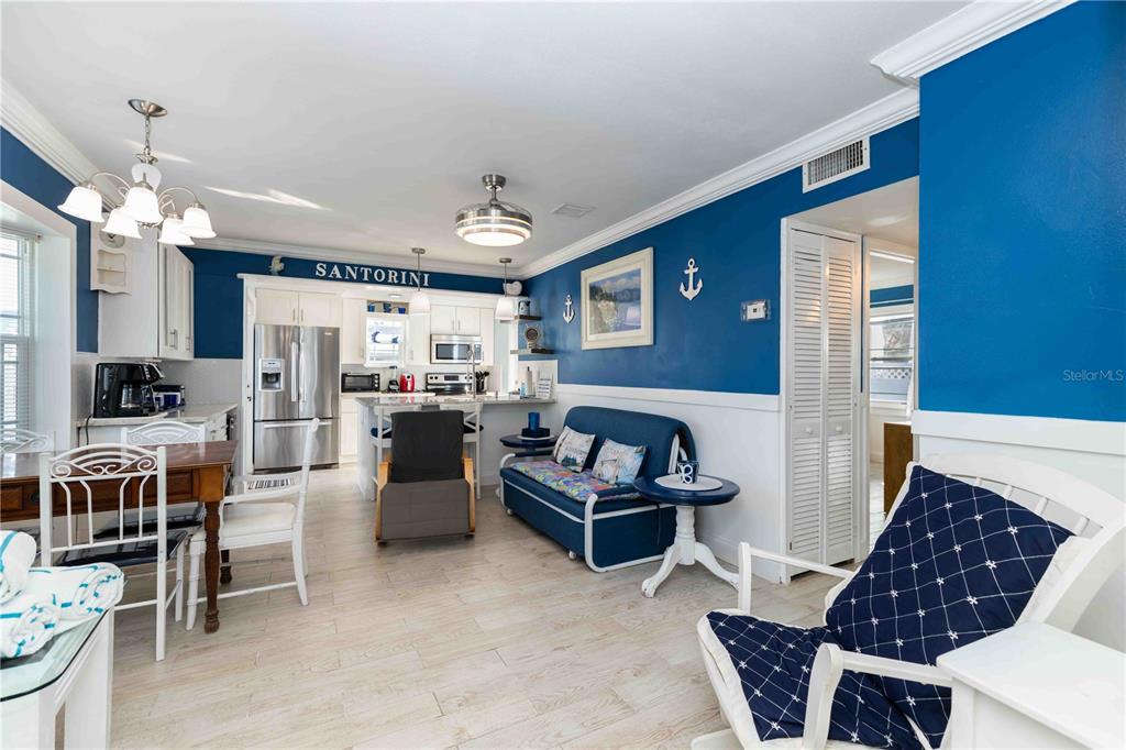 111 9TH STREET N, BRADENTON BEACH, FL — photo 4 of 23