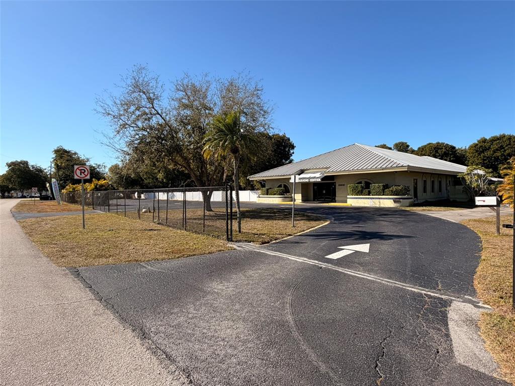 13610 LEARNING COURT