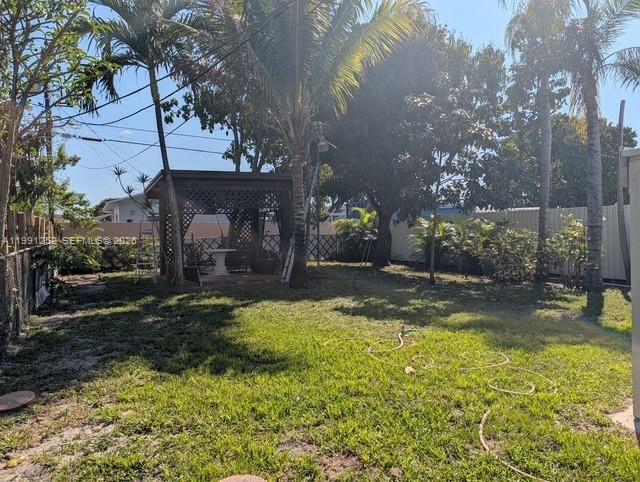 648 E 40th St, Hialeah FL 33013, HIALEAH, FL — photo 3 of 16