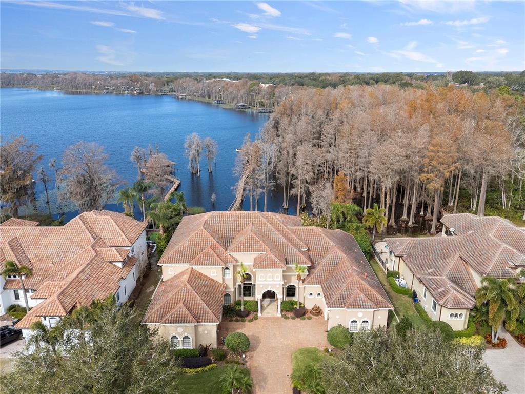 9213 FOXHALL COURT