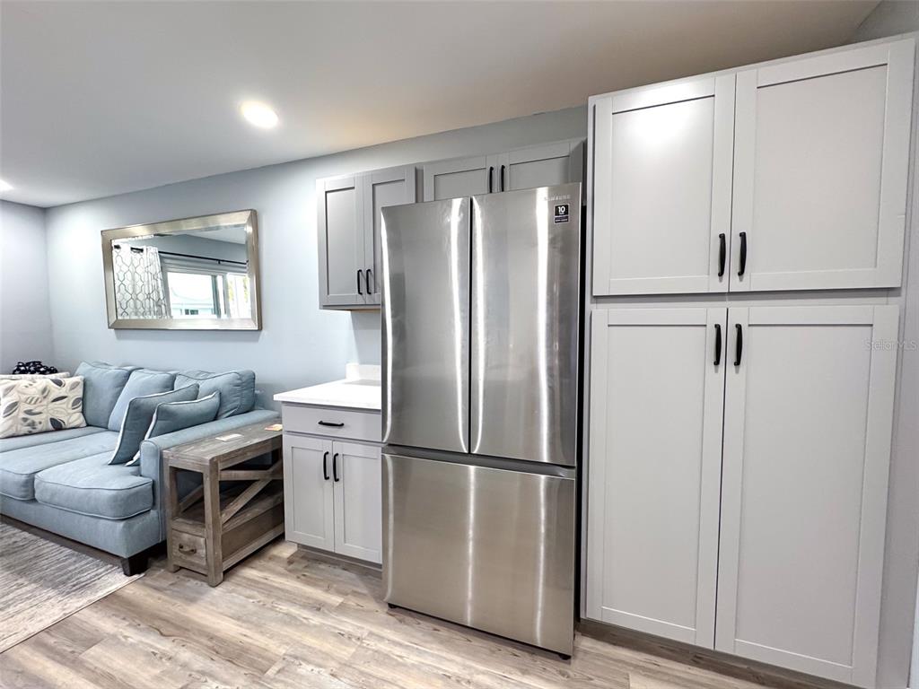 902 GIBBS ROAD UNIT 283, VENICE, FL — photo 4 of 30
