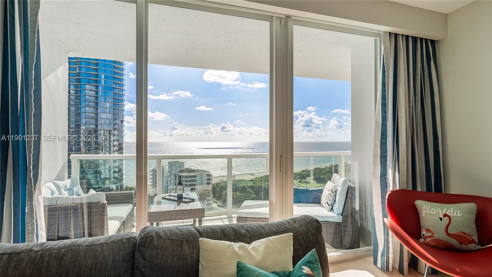100 Bayview Dr # 1807, Sunny Isles Beach FL 33160