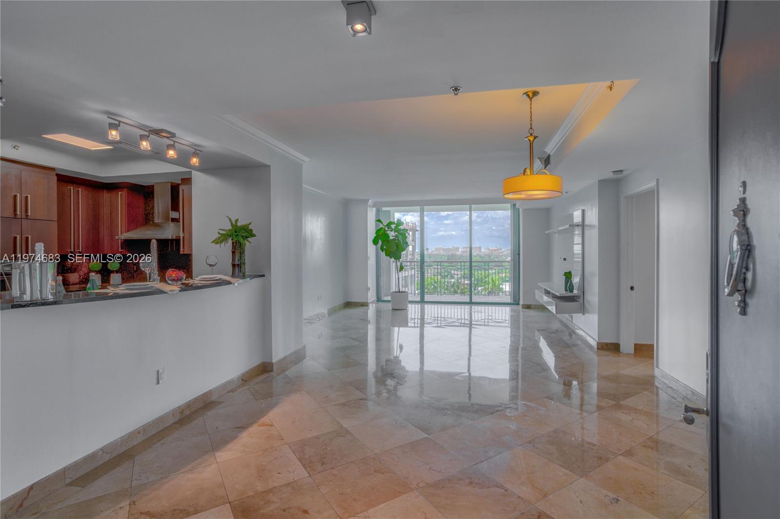 3400 SW 27th Ave # 906, Miami FL 33133