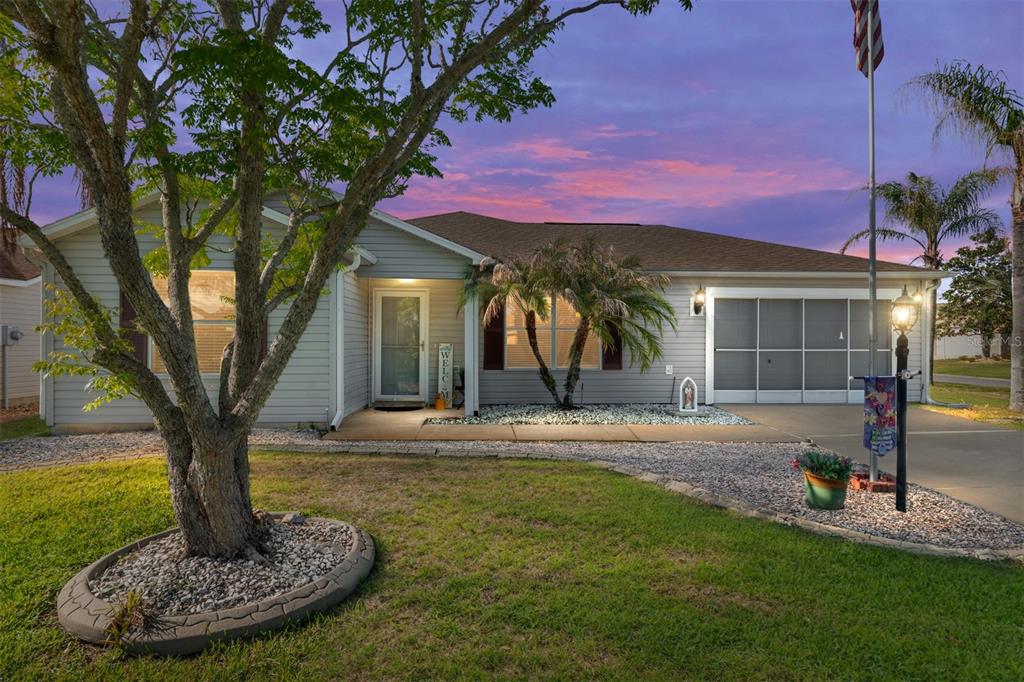2588 ENGLISH IVY CIRCLE