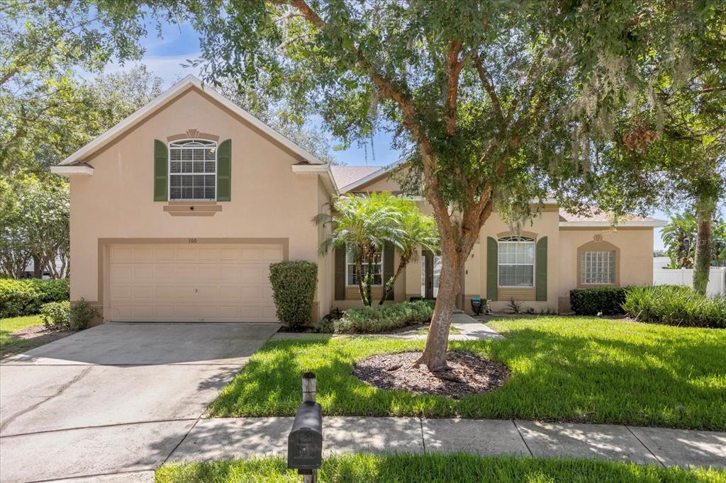 100 HOLLYBROOK COURT