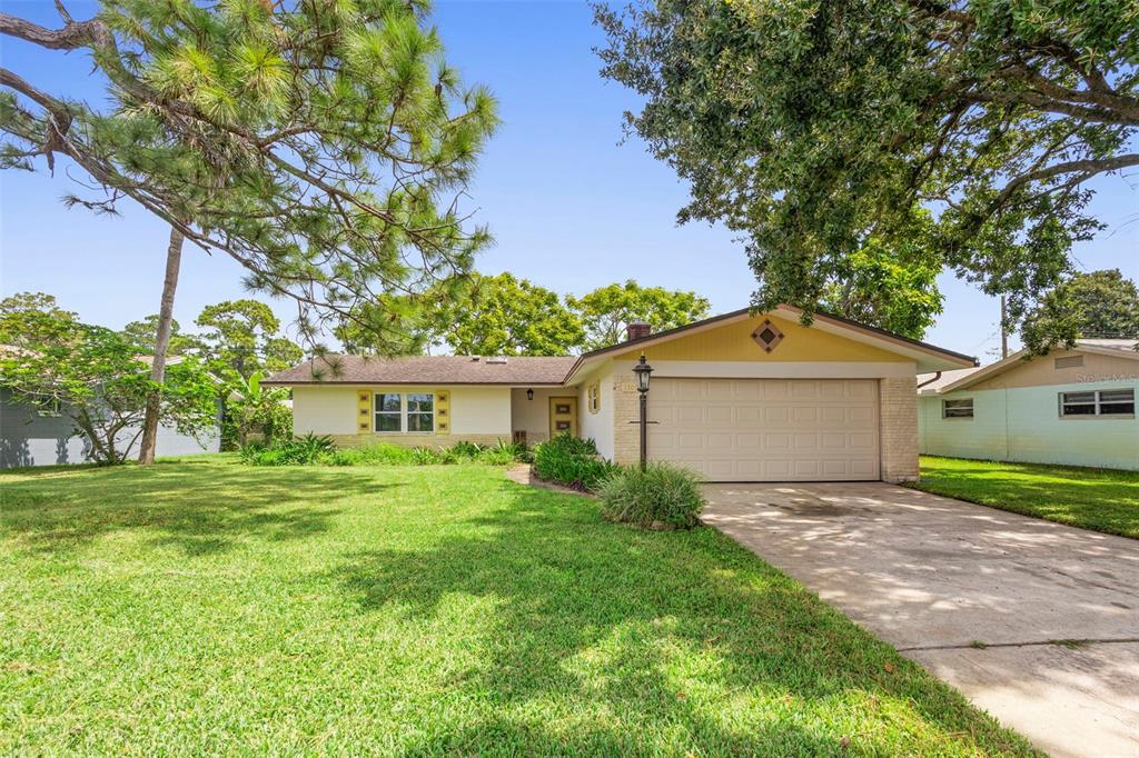 1305 SUNLAND ROAD