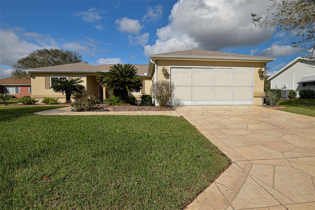 9033 SE 135TH LOOP, SUMMERFIELD, FL — photo 4 of 30