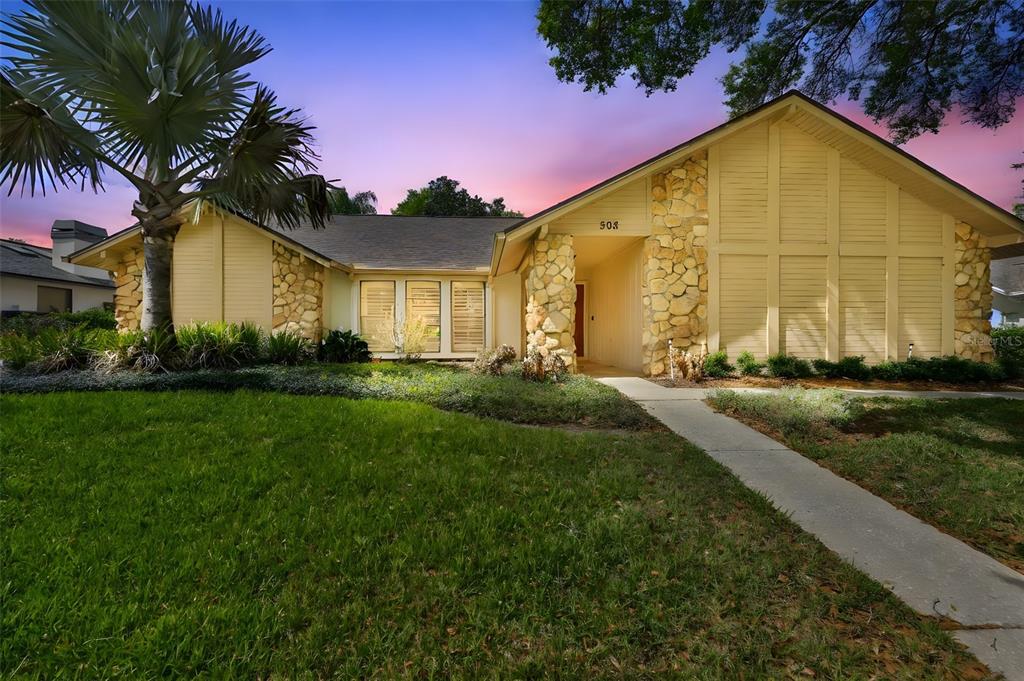 508 RUNNING HORSE ROAD