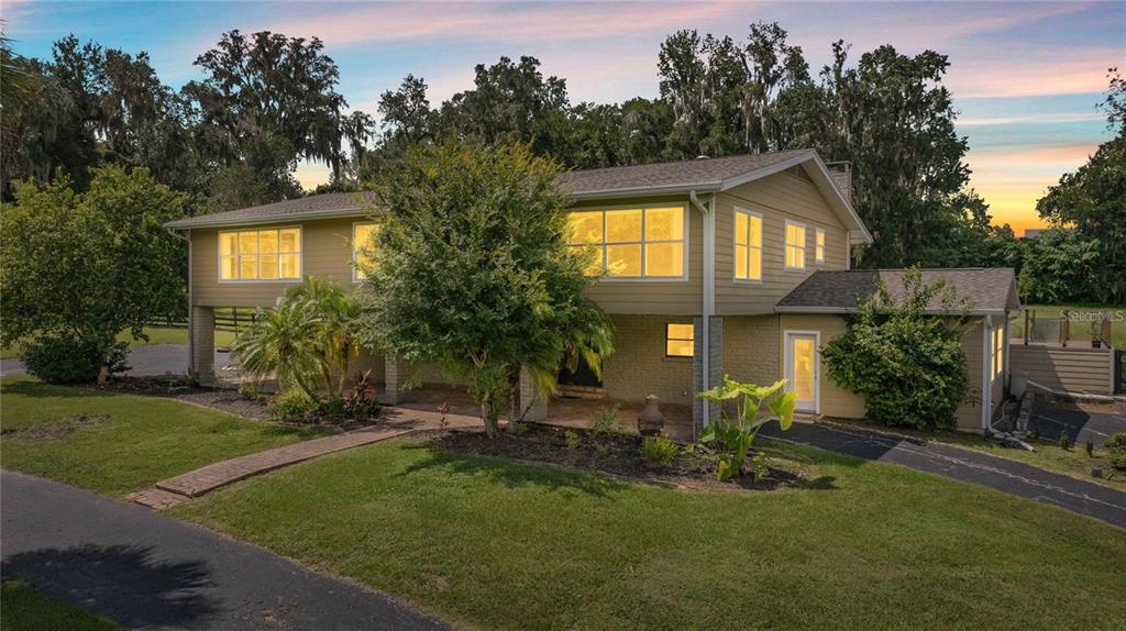 2401 SE 26TH STREET