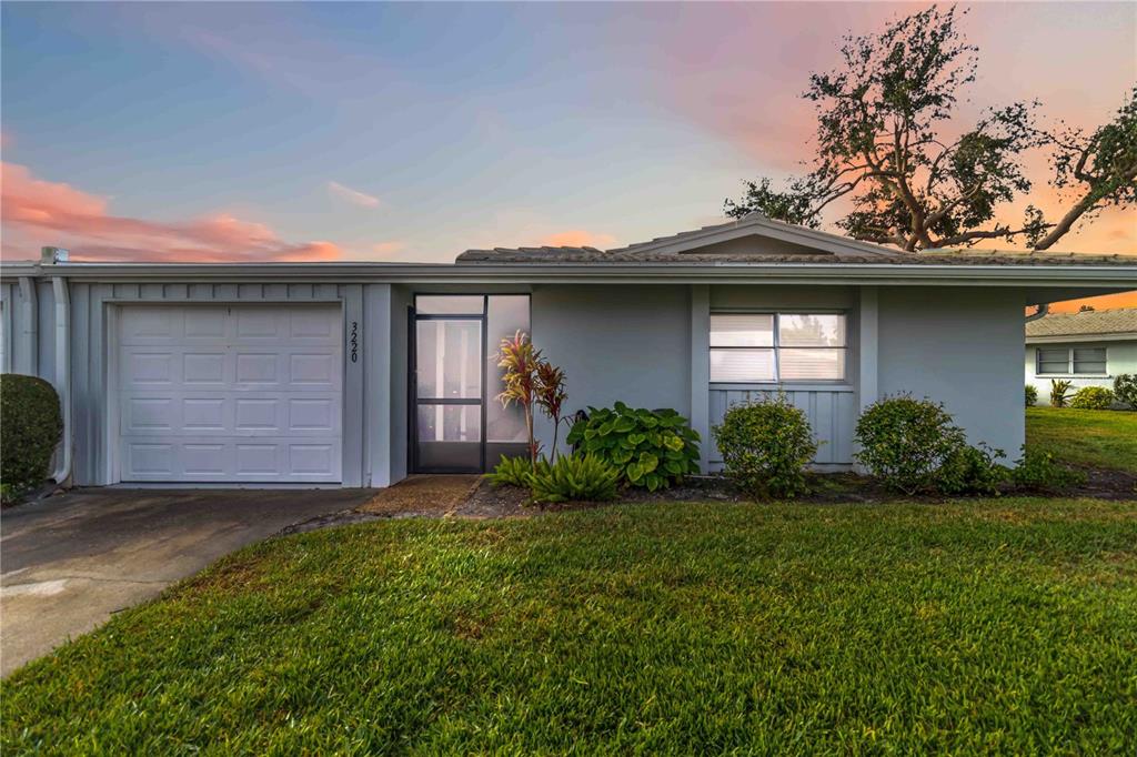 3220 SOUTHFIELD LANE UNIT 810