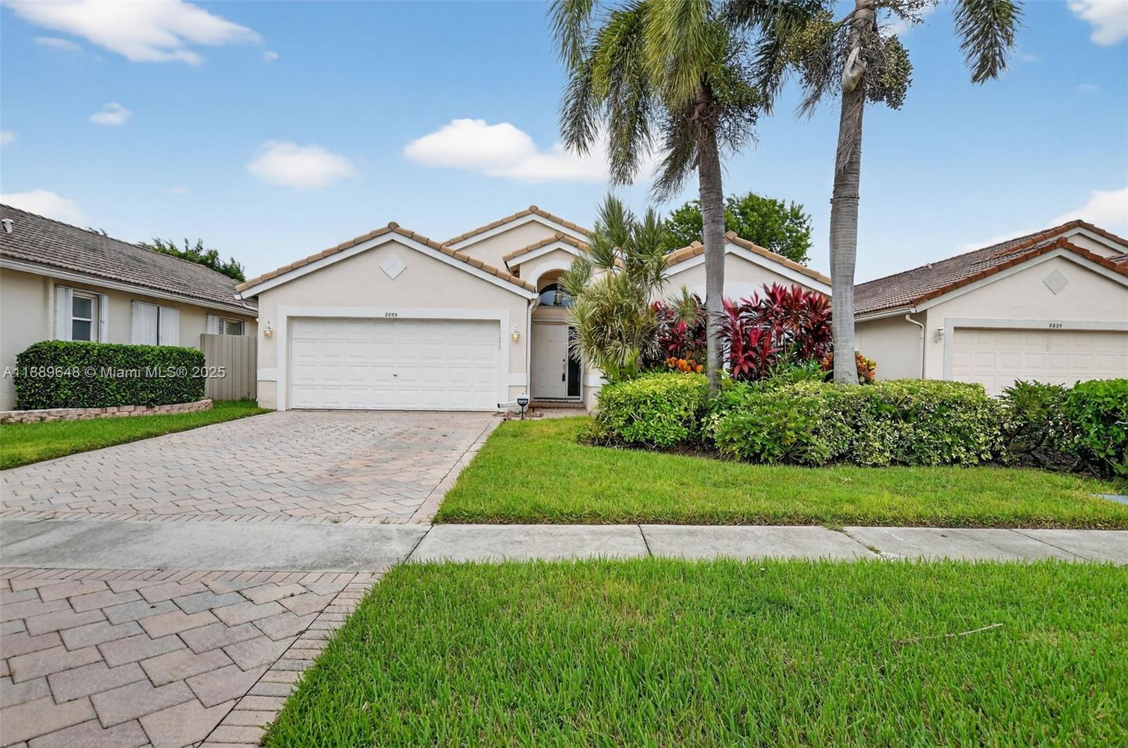 8895 Harrods Dr, Boca Raton FL 33433