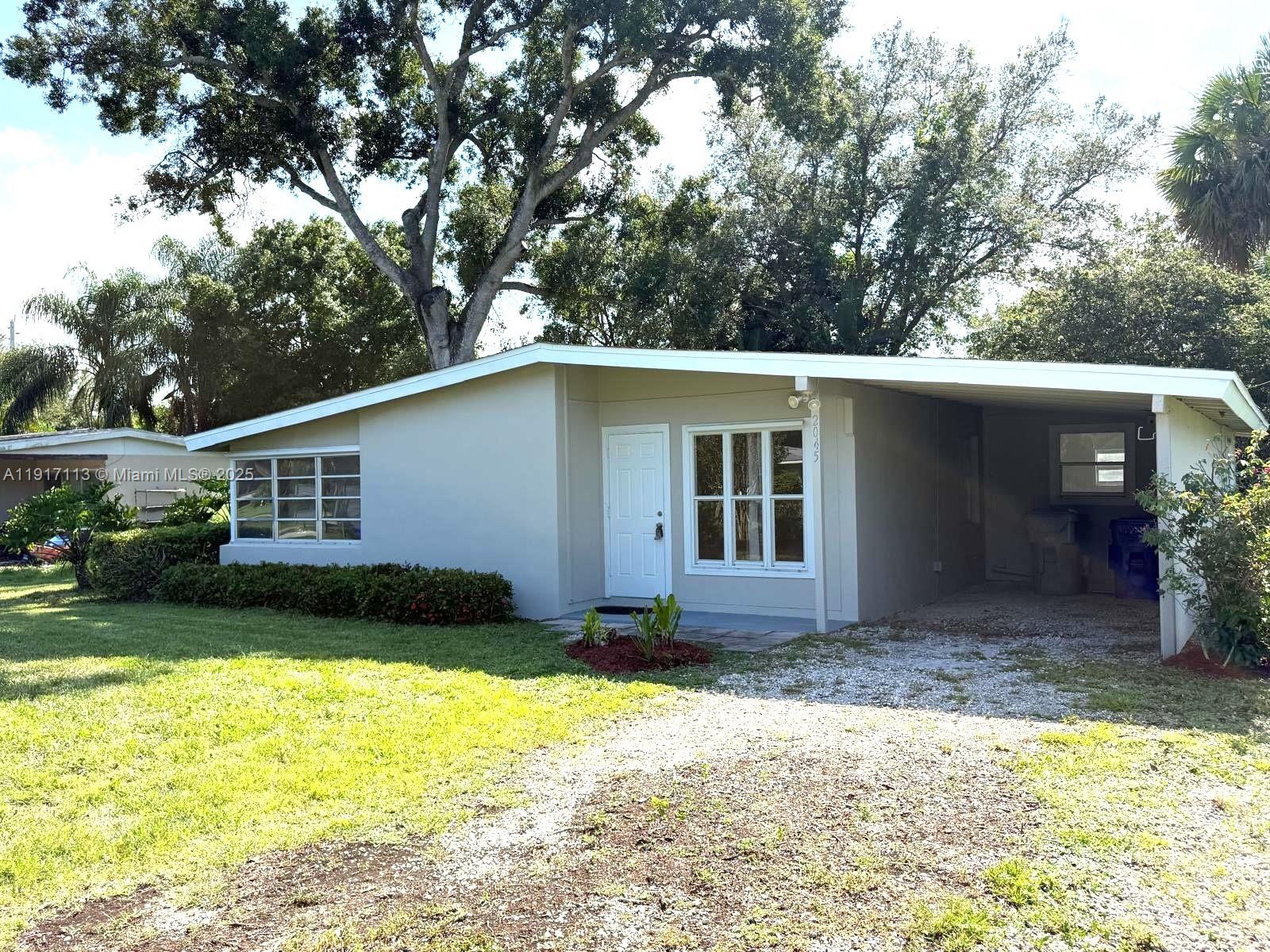 2045 79th Ave, Vero Beach FL 32966