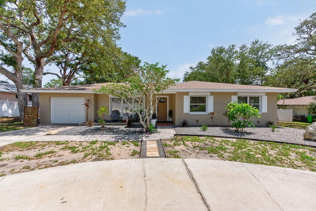 14728 BAY DRIVE