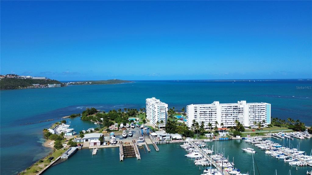 7H COND. ISLETA MARINA II UNIT 7H