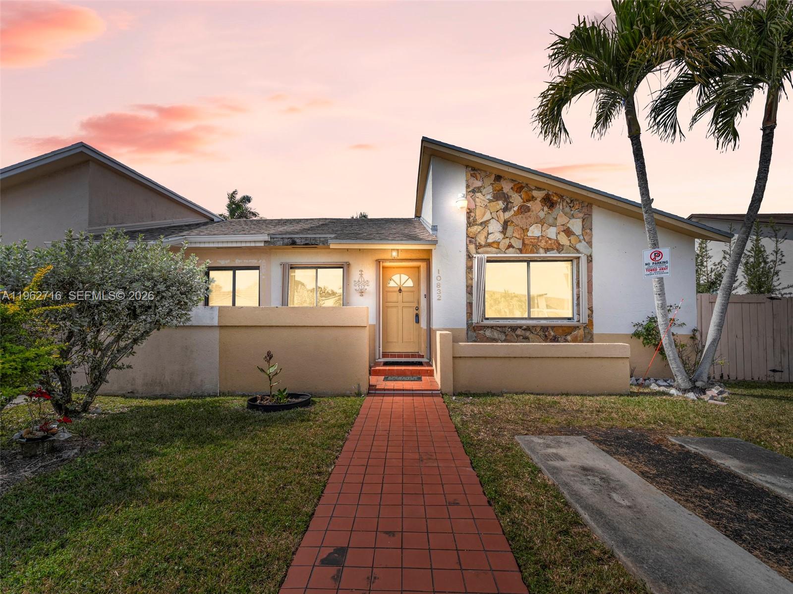 10832 SW 146th Pl, Miami FL 33186