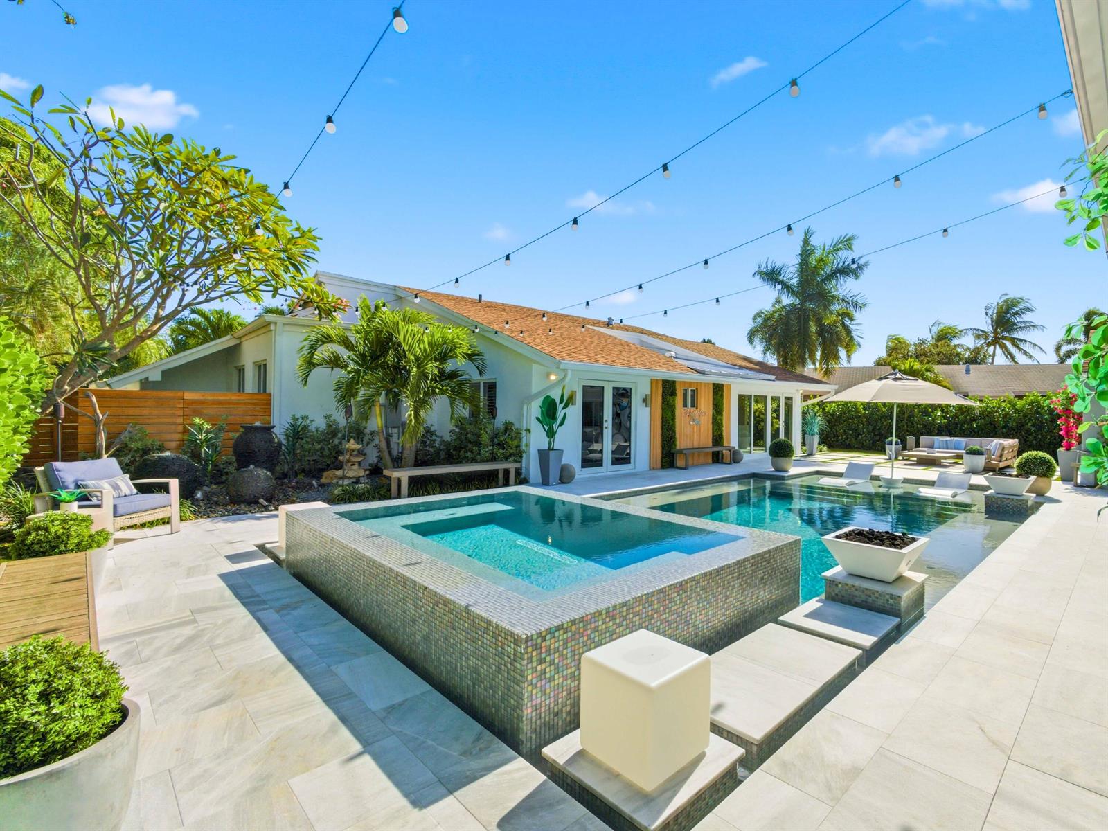2210 NE 3rd Ave Avenue, Delray Beach FL 33444