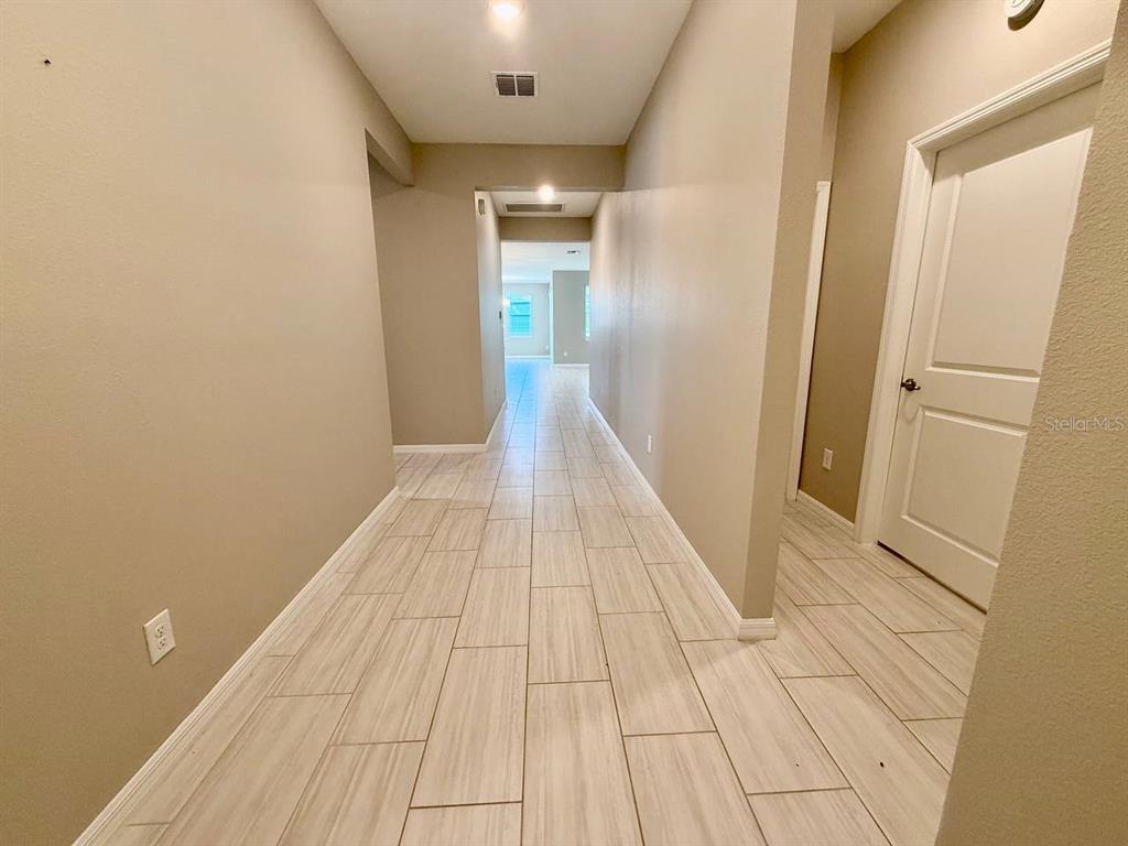 34329 EVERGREEN HILL COURT, WESLEY CHAPEL, FL — photo 4 of 30