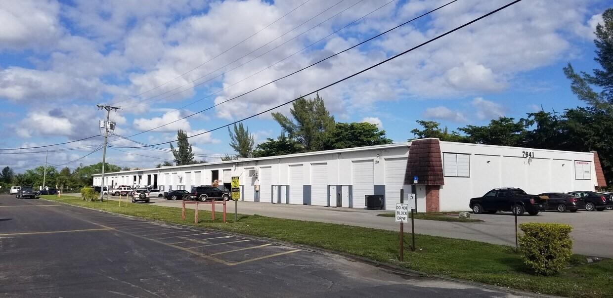 7641 Hooper Road, West Palm Beach FL 33411
