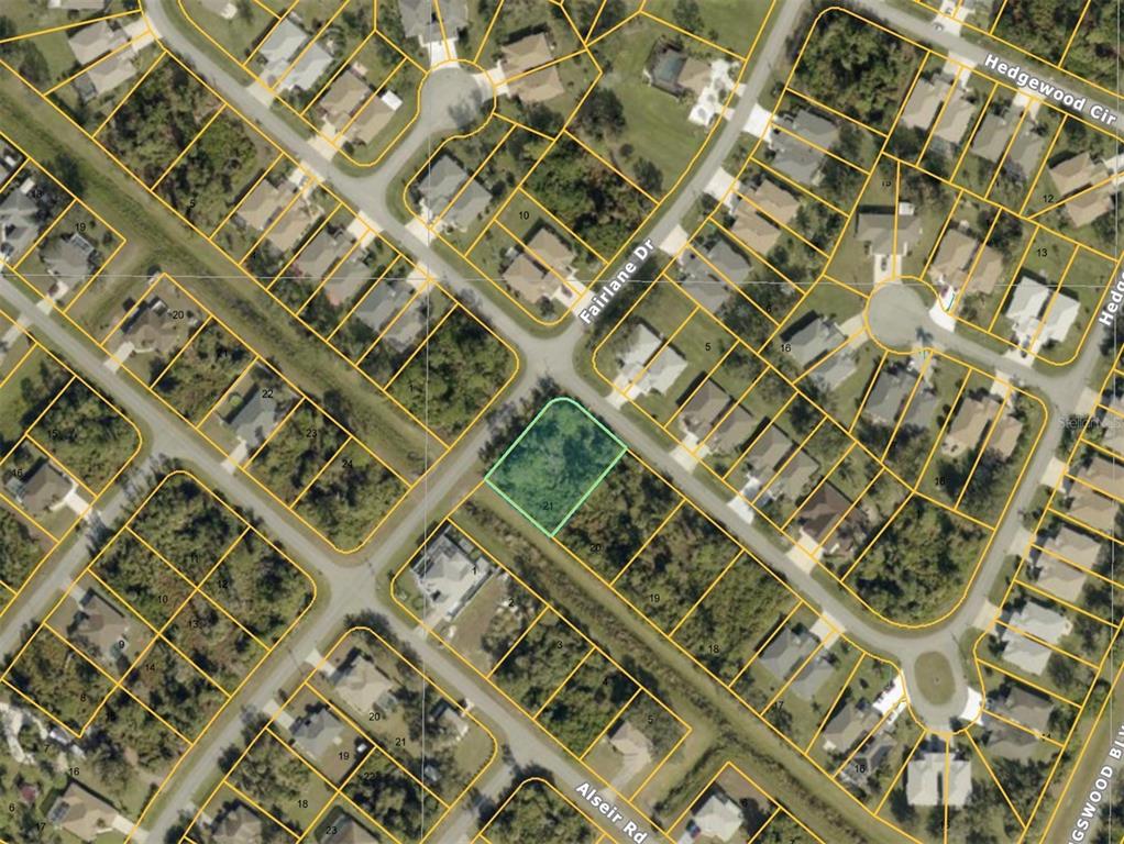 HEDGEWOOD CIRCLE, NORTH PORT, FL — photo 2 of 5
