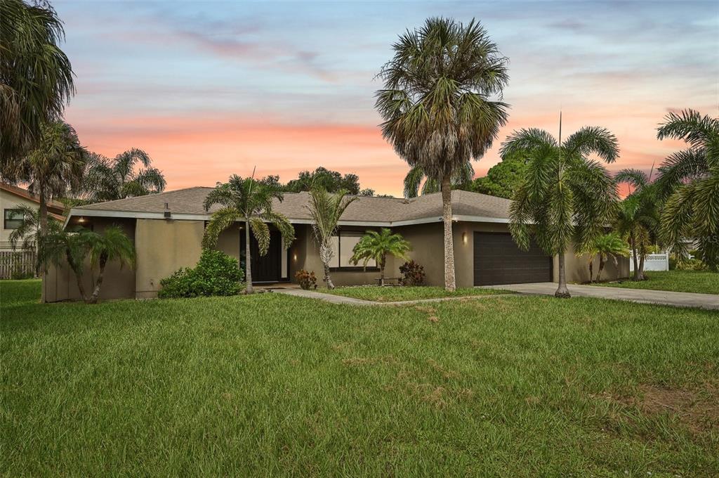6106 45TH STREET W, BRADENTON, FL — photo 2 of 30