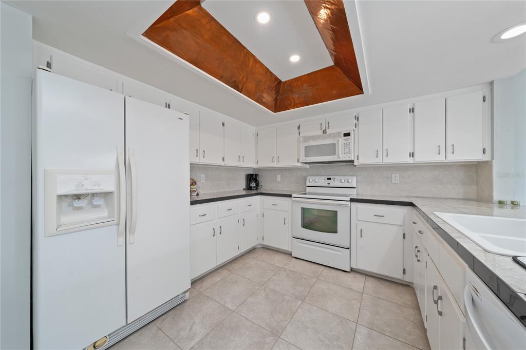 4601 NAVARRE AVENUE, SEBRING, FL — photo 5 of 24
