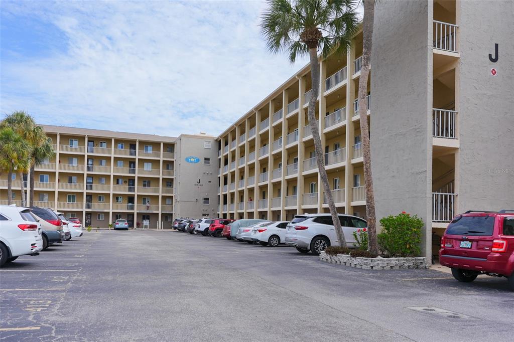 3607 LAKE BAYSHORE DRIVE UNIT 312