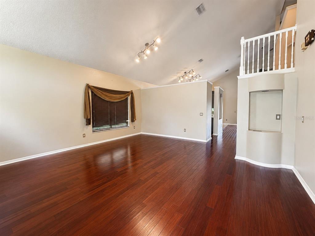 9407 CHART HOUSE COURT, RIVERVIEW, FL — photo 2 of 30