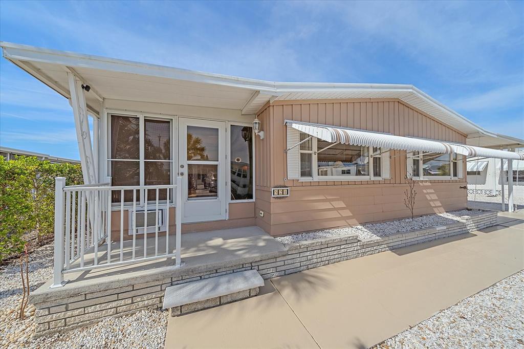 521 ROMA ROAD