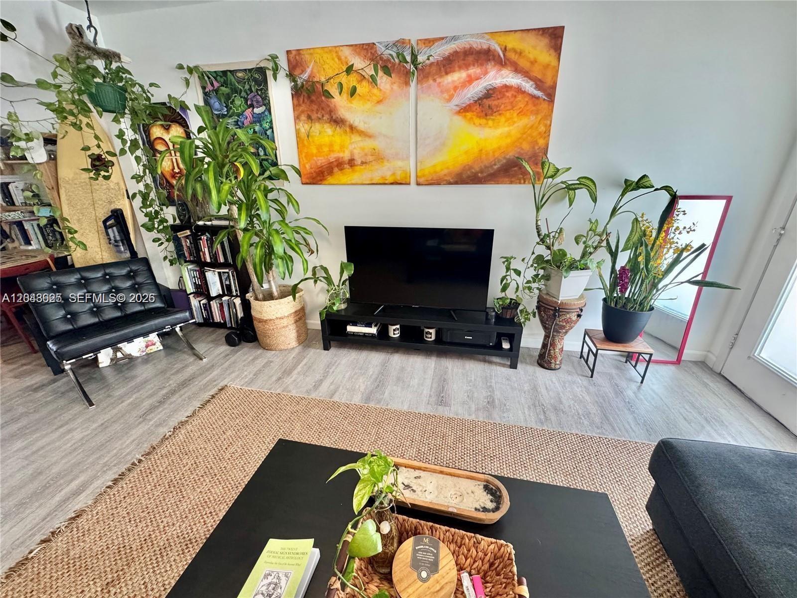 330 74th St # 15, Miami Beach FL 33141