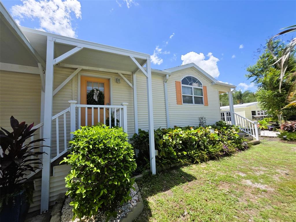 20952 LITTLE MAGENS LOOP, LUTZ, FL — photo 3 of 30
