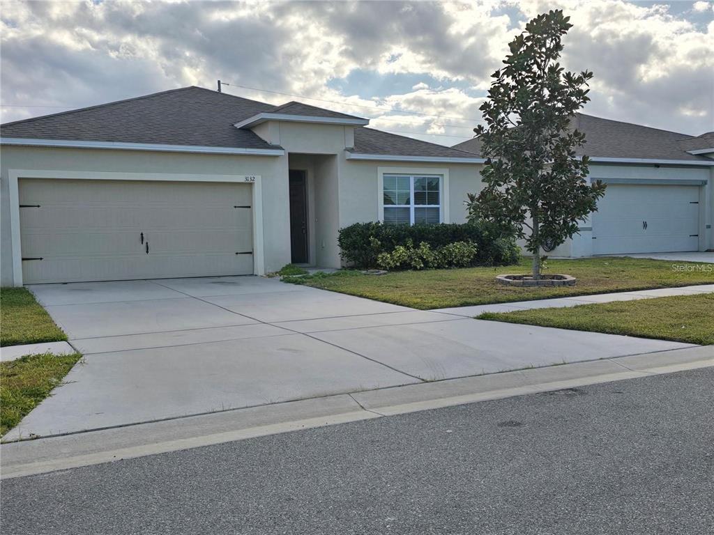 3132 COUNTRY CLUB CIRCLE