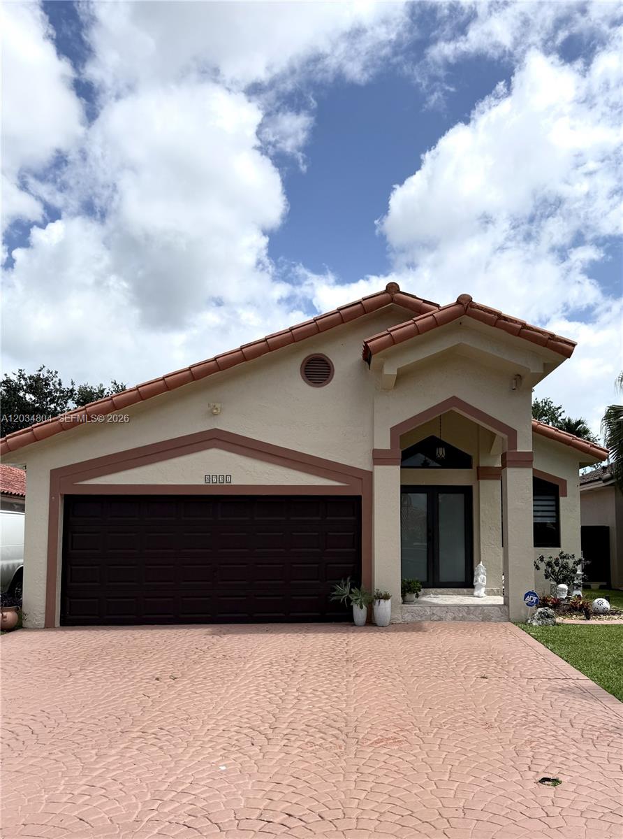 8731 NW 153rd Ter, Miami Lakes FL 33018