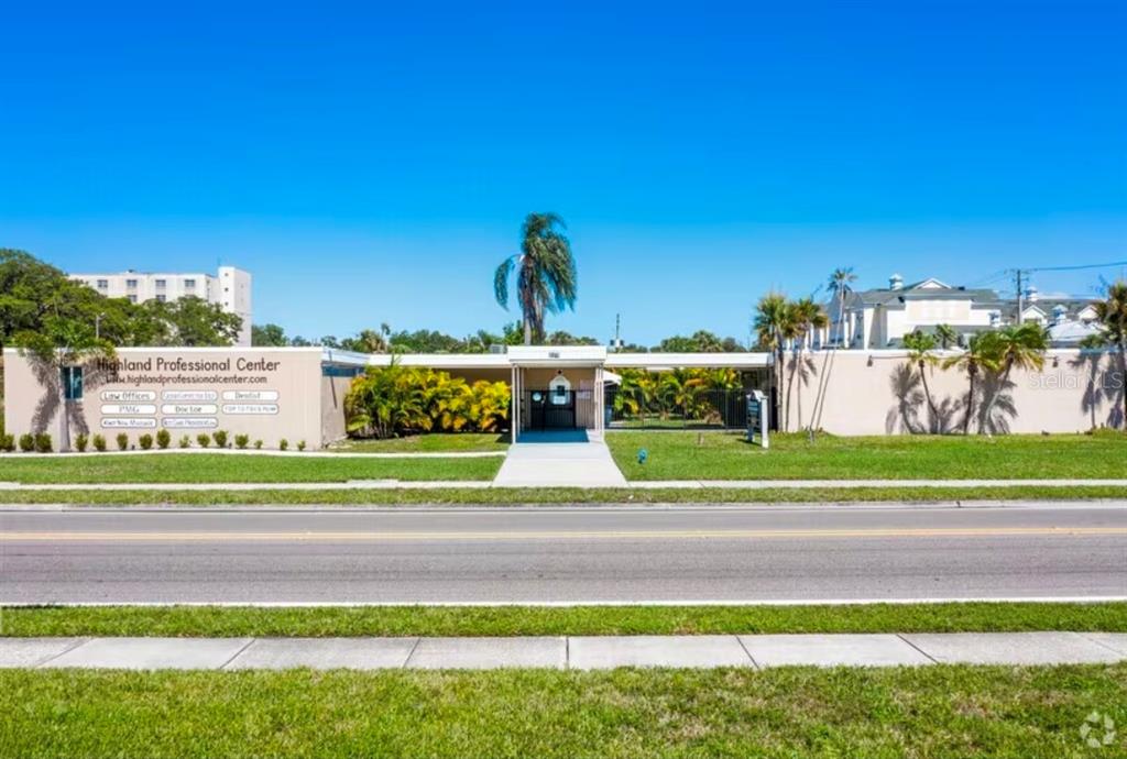 1201 S HIGHLAND AVENUE UNIT 7