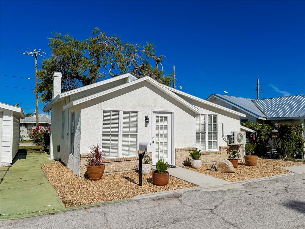 4 BRADEN CASTLE DRIVE, BRADENTON, FL — photo 2 of 30