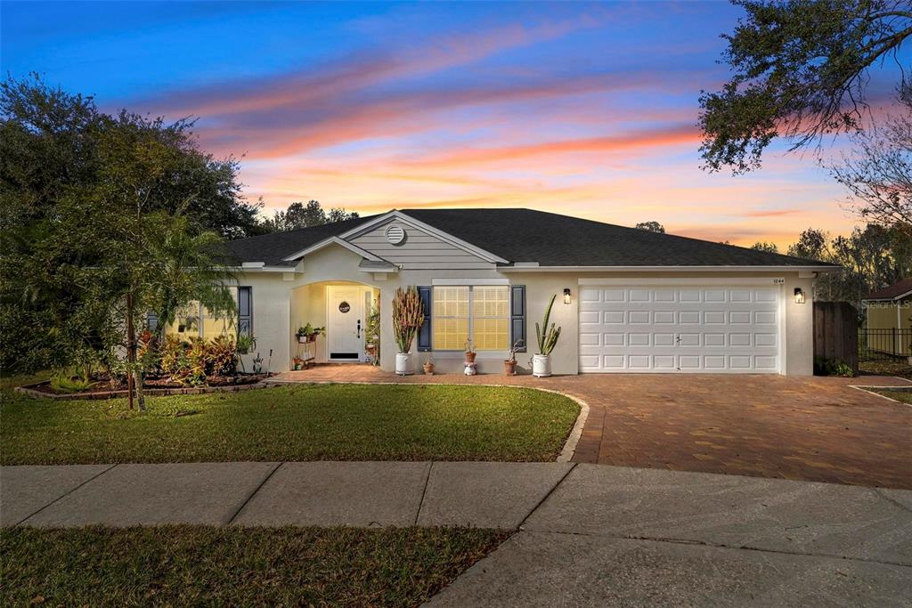 1044 WOODSON HAMMOCK CIRCLE